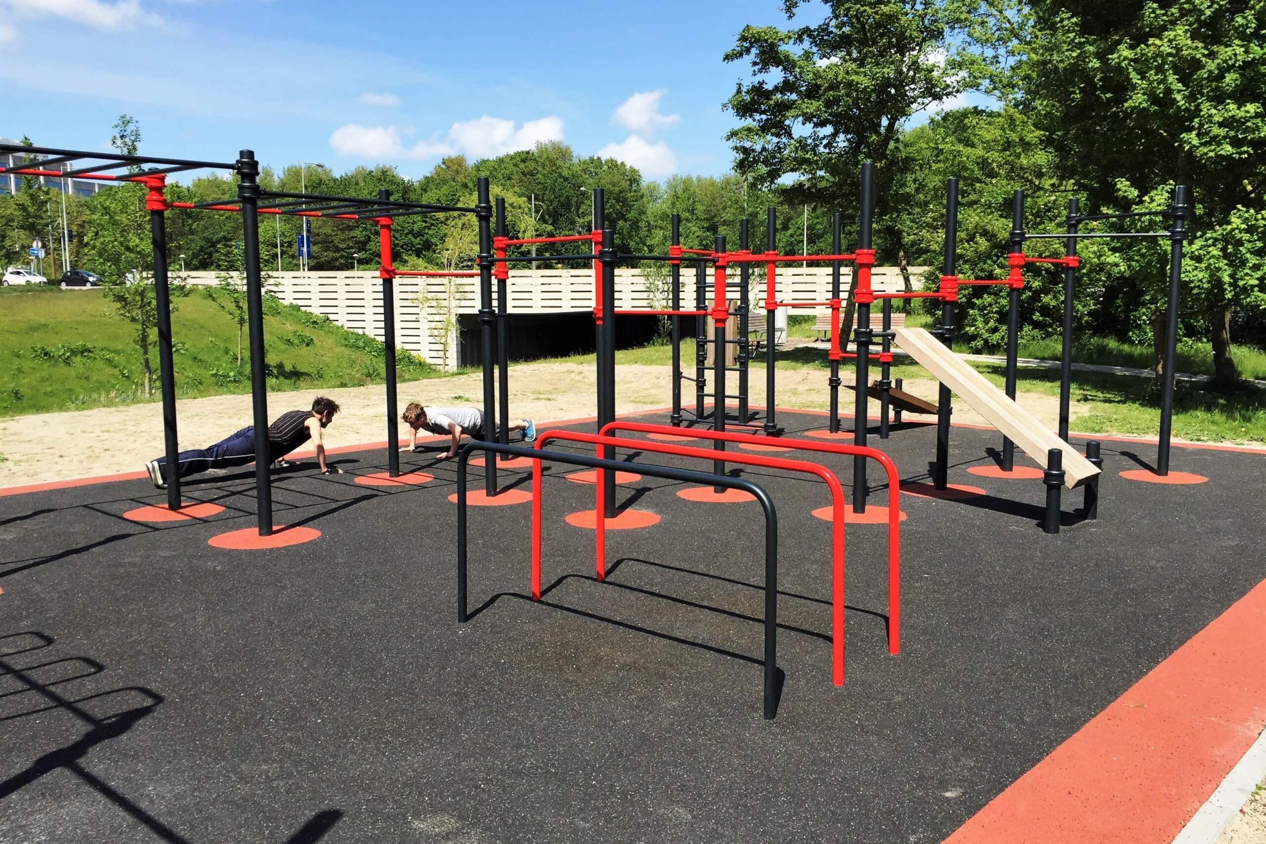 Calisthenics Uitleg Apparatuur Workout En 8 Oefeningen